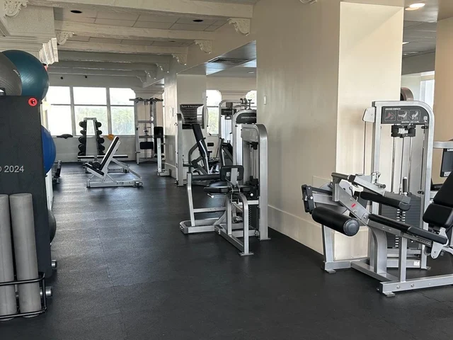 18061 Biscayne Blvd # 1701, Aventura FL 33160