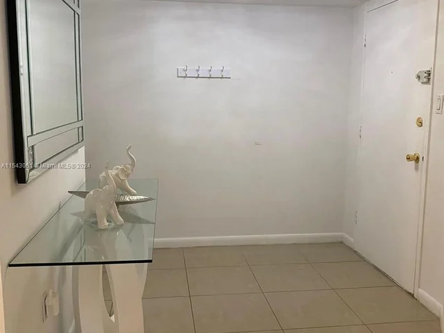 18061 Biscayne Blvd # 1701, Aventura FL 33160