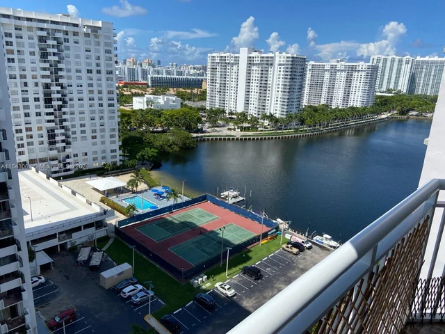 18061 Biscayne Blvd # 1701, Aventura FL 33160