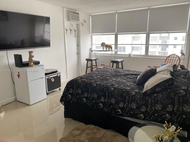 18061 Biscayne Blvd # 1701, Aventura FL 33160