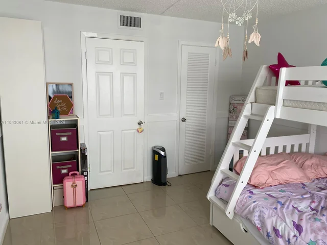 18061 Biscayne Blvd # 1701, Aventura FL 33160