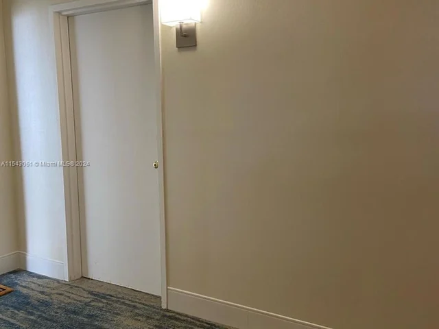 18061 Biscayne Blvd # 1701, Aventura FL 33160