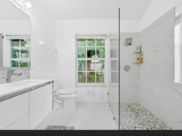 2002 Lake Breeze Ct, Wellington FL 33414