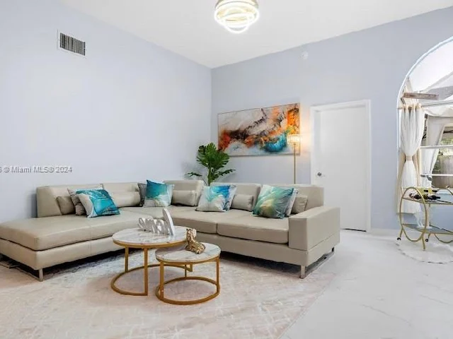 2002 Lake Breeze Ct, Wellington FL 33414