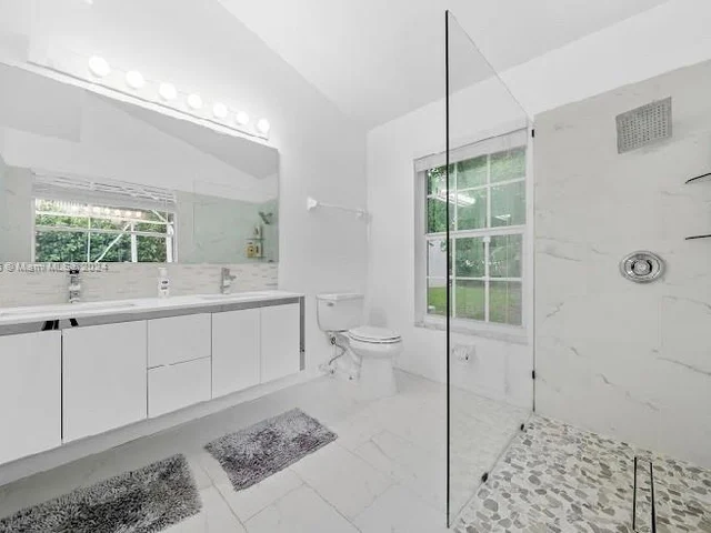 2002 Lake Breeze Ct, Wellington FL 33414