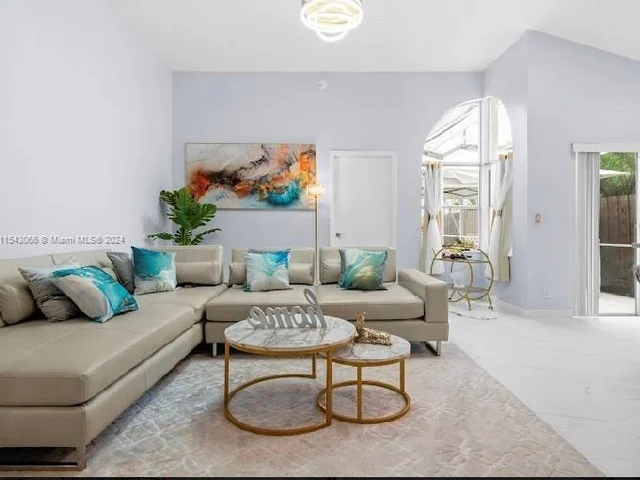 2002 Lake Breeze Ct, Wellington FL 33414