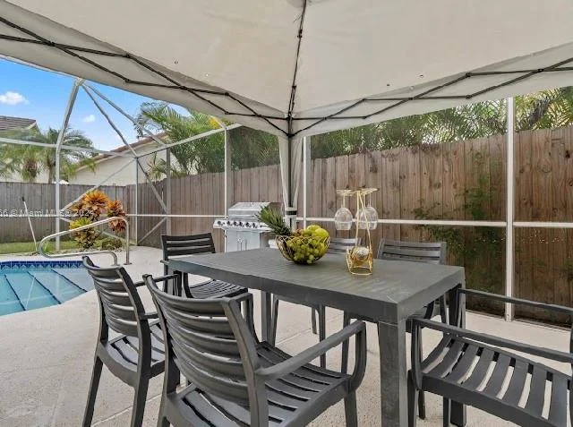 2002 Lake Breeze Ct, Wellington FL 33414