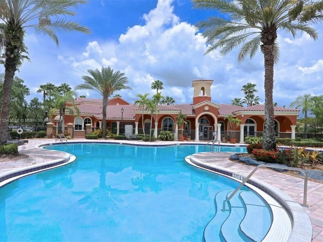 4702 SW 160 # 331, Miramar FL 33027