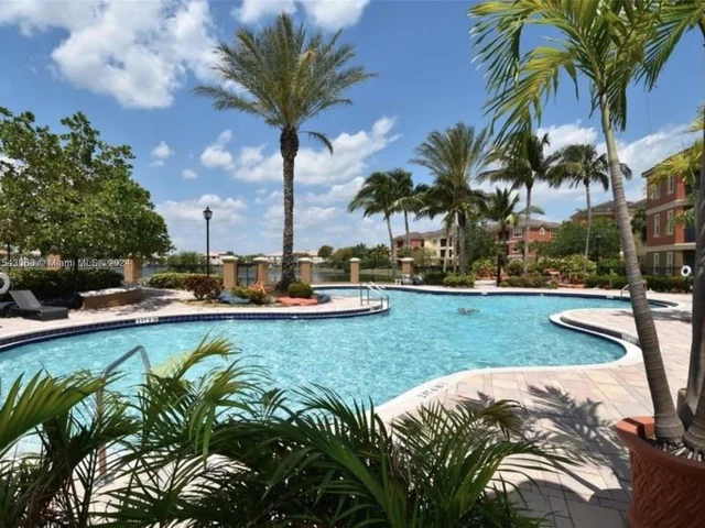 4702 SW 160 # 331, Miramar FL 33027