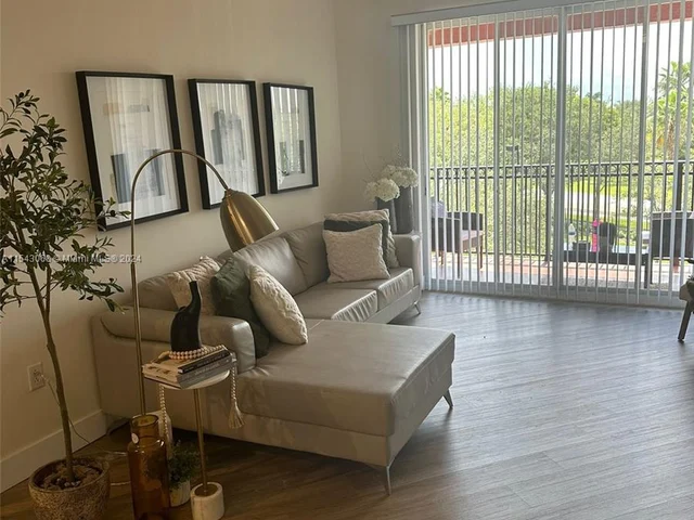 4702 SW 160 # 331, Miramar FL 33027