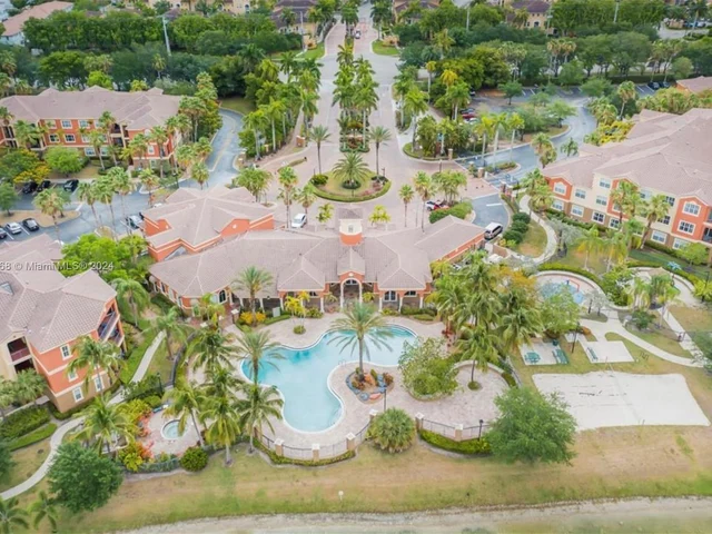 4702 SW 160 # 331, Miramar FL 33027