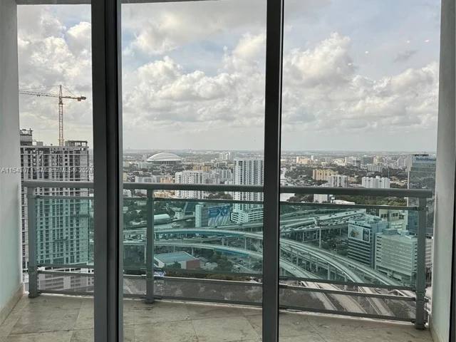 350 S Miami Ave # 3913, Miami FL 33130