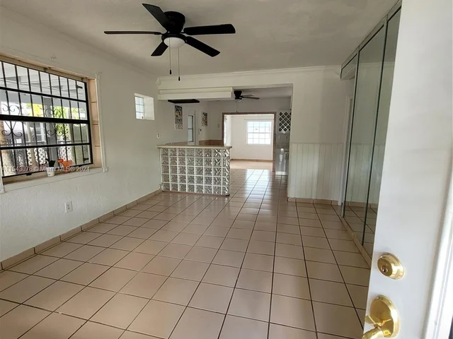 5973 SW 41st St # 0, Miami FL 33155