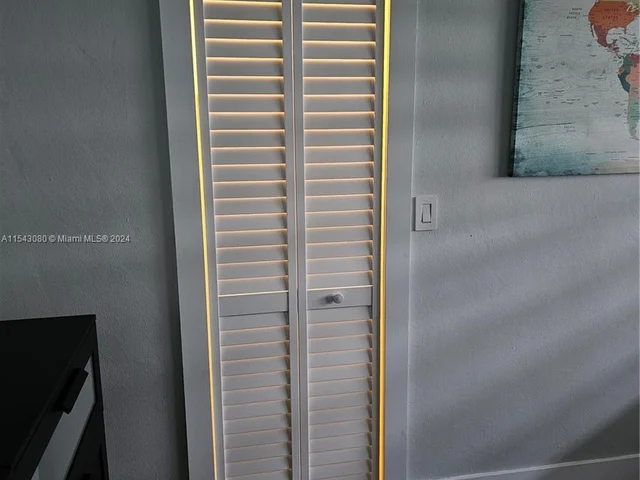 2228 N 19th Ave, Hollywood FL 33020