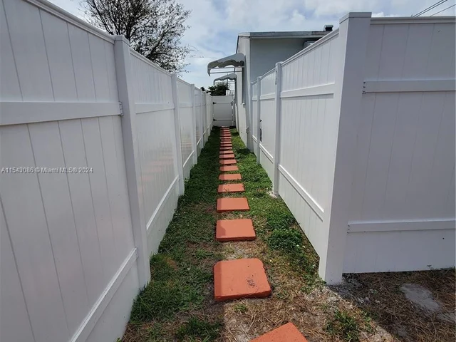 2407 Scott St # 2, Hollywood FL 33020