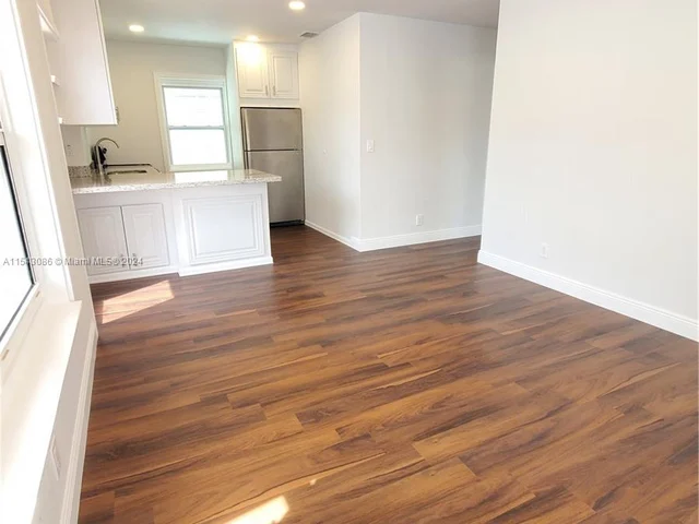 2407 Scott St # 2, Hollywood FL 33020