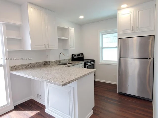 2407 Scott St # 2, Hollywood FL 33020