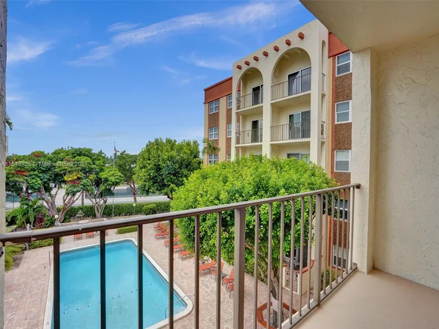 400 N Riverside Dr # 303, Pompano Beach FL 33062