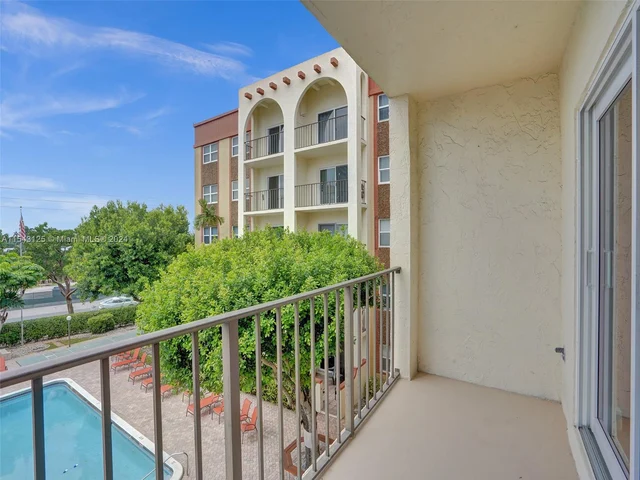 400 N Riverside Dr # 303, Pompano Beach FL 33062