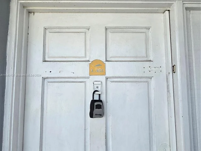 9375 Fontainebleau Blvd # L433, Miami FL 33172