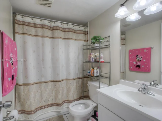 5665 W 20th Ave # 301, Hialeah FL 33012