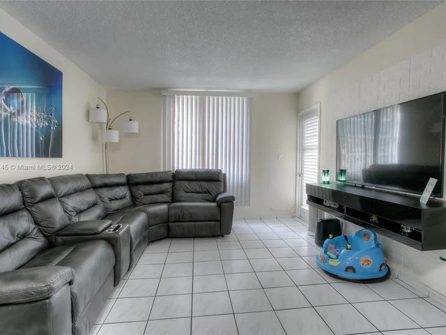 5665 W 20th Ave # 301, Hialeah FL 33012