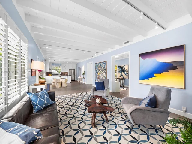 255 W Rivo Alto Dr, Miami Beach FL 33139