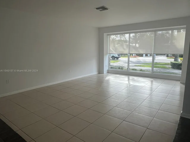 11205 SW 72nd Ave # 0, Pinecrest FL 33156