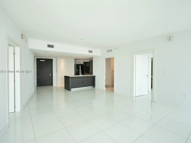 200 Biscayne Boulevard Way # 3603, Miami FL 33131