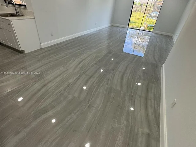 1415 NW 19th St # 1, Homestead FL 33030