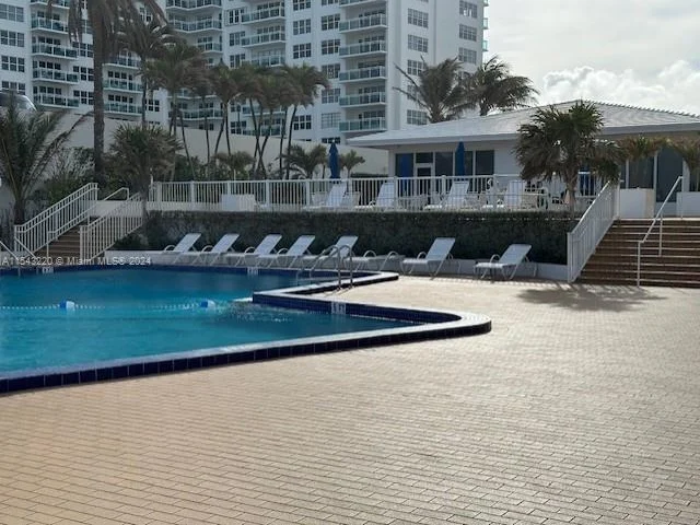 4010 Galt Ocean Dr # 716, Fort Lauderdale FL 33308