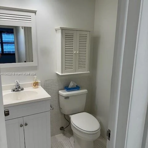 4010 Galt Ocean Dr # 716, Fort Lauderdale FL 33308