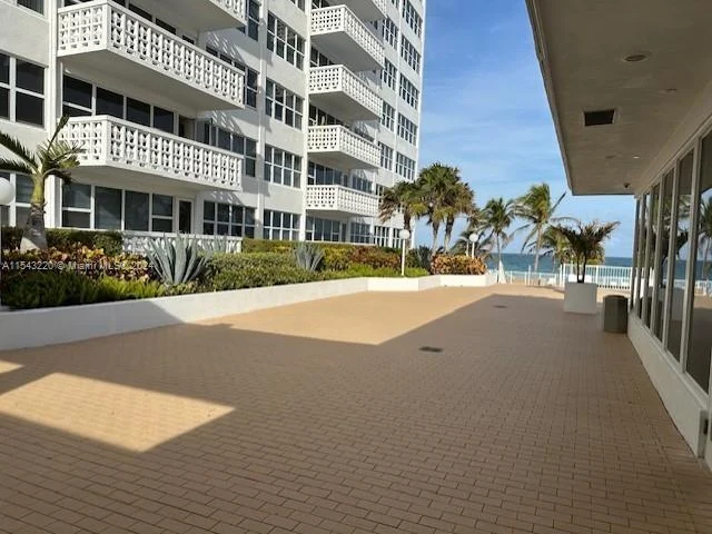4010 Galt Ocean Dr # 716, Fort Lauderdale FL 33308