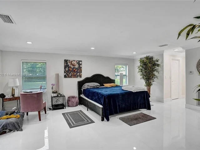 1250 NW 122nd Ave # 1250, Plantation FL 33323