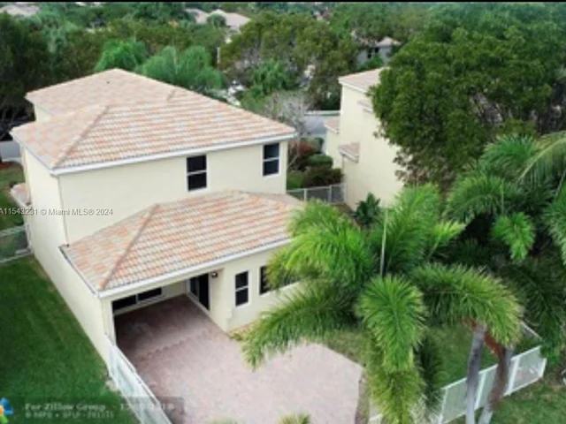 6292 NW 40th Ave, Coconut Creek FL 33073