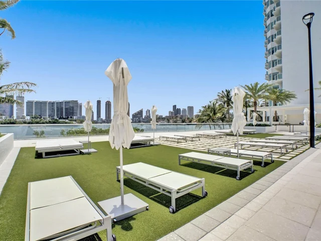 3201 NE 183rd St # 504, Aventura FL 33160