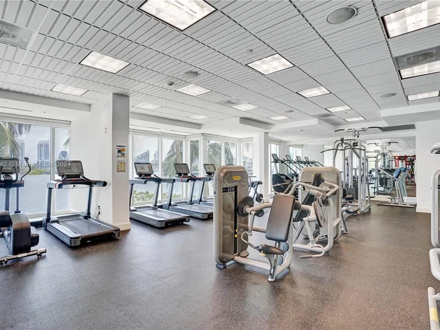 3201 NE 183rd St # 504, Aventura FL 33160