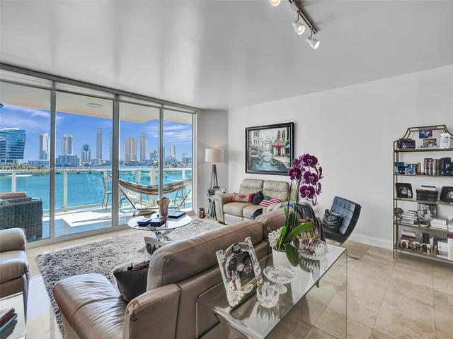 3201 NE 183rd St # 504, Aventura FL 33160