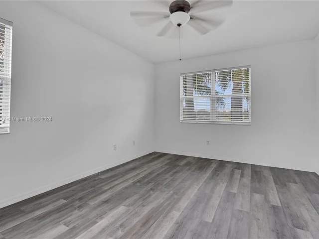 5221 SW 78th Ter, Davie FL 33328