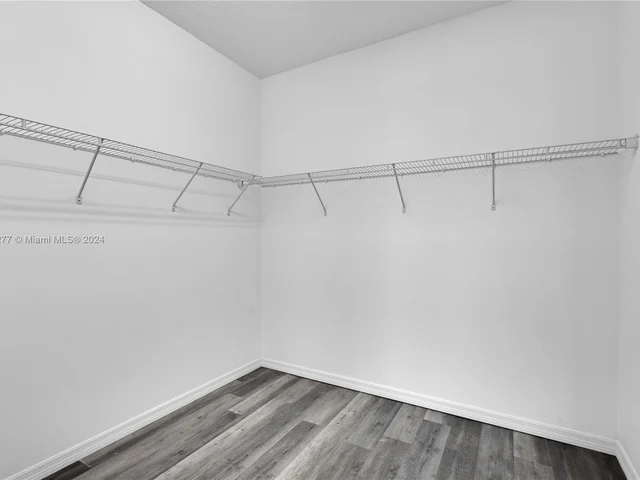 5221 SW 78th Ter, Davie FL 33328