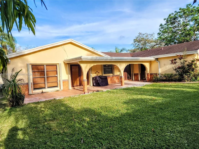 10750 SW 128th Ave, Miami FL 33186