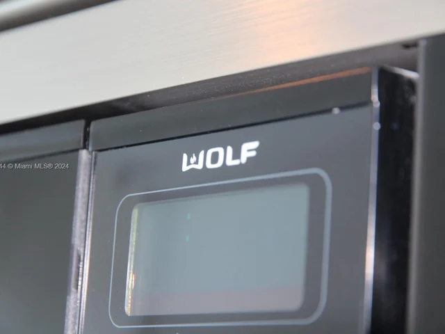 2020 N Bayshore Dr # 3705, Miami FL 33137