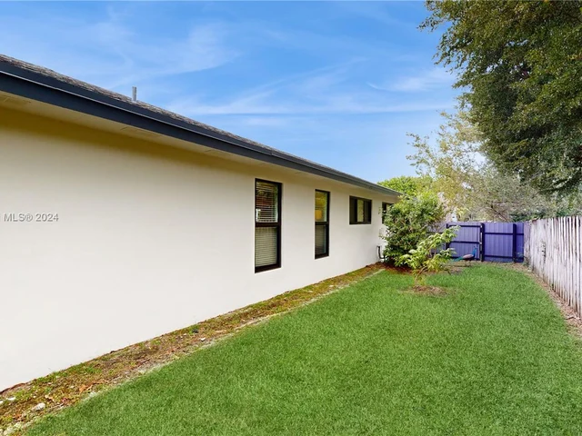 7720 SW 181st Ter, Palmetto Bay FL 33157