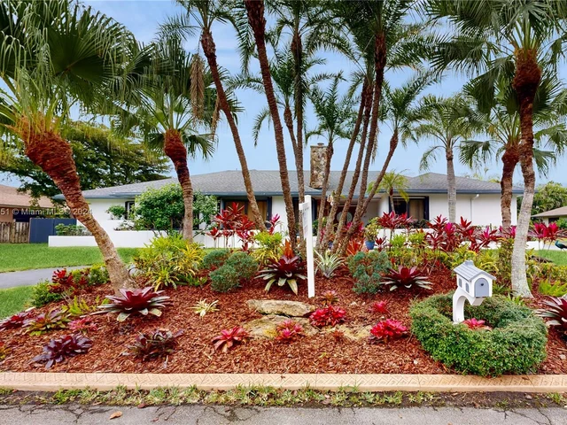 7720 SW 181st Ter, Palmetto Bay FL 33157