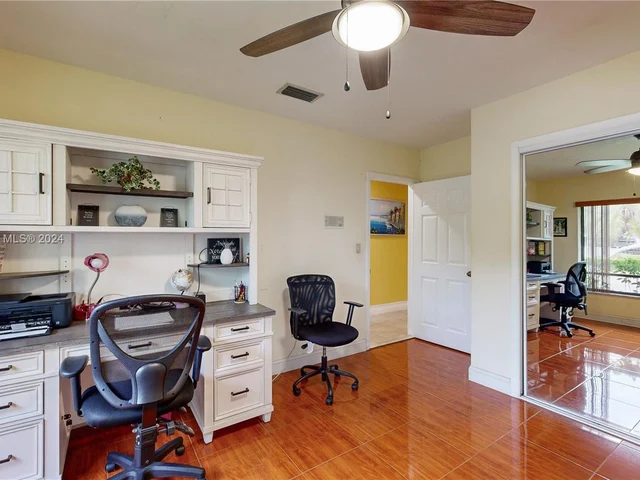 7720 SW 181st Ter, Palmetto Bay FL 33157