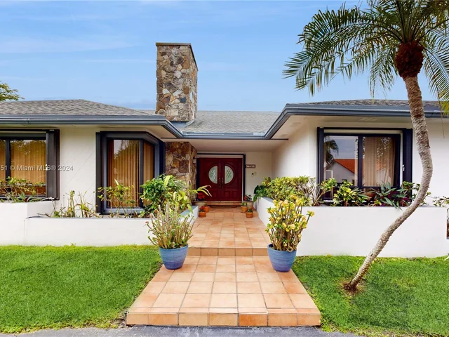 7720 SW 181st Ter, Palmetto Bay FL 33157