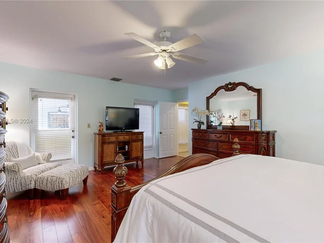 7720 SW 181st Ter, Palmetto Bay FL 33157