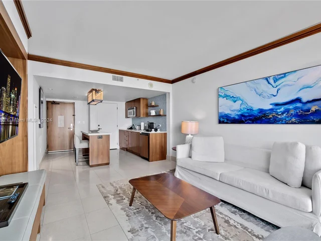 6801 Collins Ave # 1002, Miami Beach FL 33141