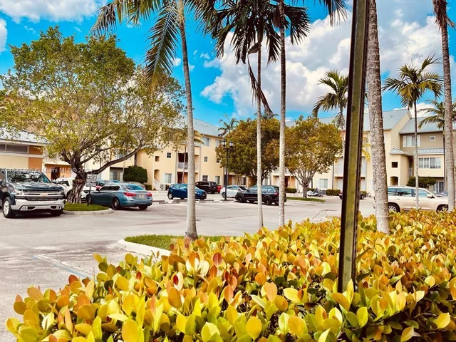 303 SW 13th Ter # 303, Fort Lauderdale FL 33312