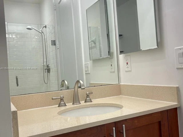 303 SW 13th Ter # 303, Fort Lauderdale FL 33312